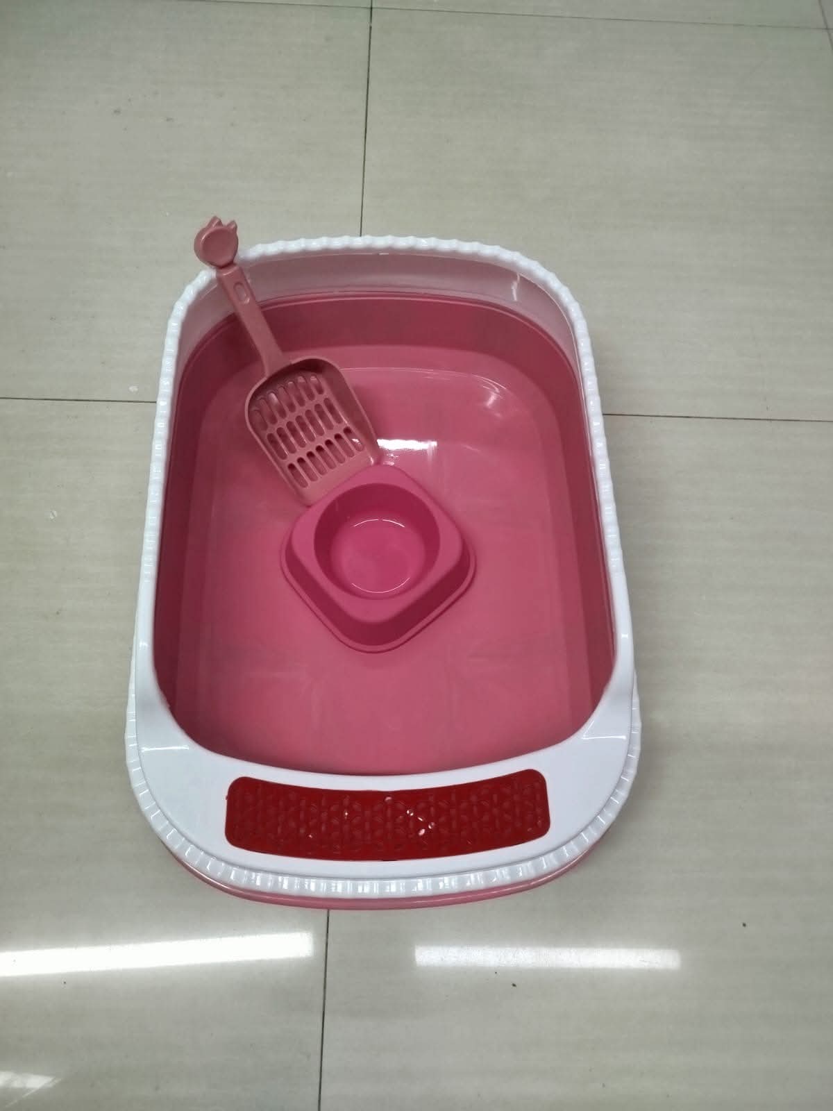Litter Box Local big with free food bowl